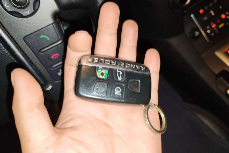 Used Land Rover Discovery 2013 3.0 SDV6 HSE Diesel Edition Vehicle Key