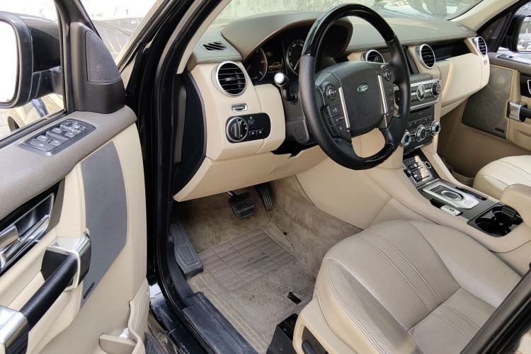 Used Land Rover Discovery 2013 3.0 SDV6 HSE Diesel Edition Driver Seat