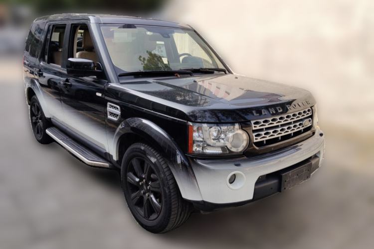 Used Land Rover Discovery 2013 3.0 SDV6 HSE Diesel Edition Front Right 45 Deg