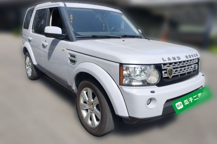 Used Land Rover Discovery 2013 3.0 SDV6 HSE Diesel Edition Front Right 45 Deg