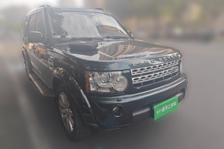 Used Land Rover Discovery 2013 5.0 V8 SE model Front Right 45 Deg