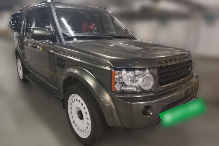 Used Land Rover Discovery 2013 3.0 SDV6 HSE Diesel Edition Front Right 45 Deg
