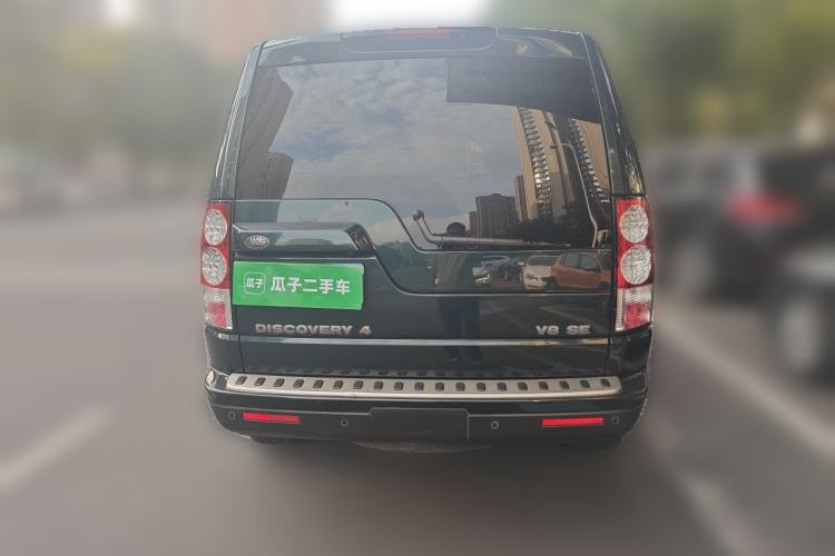 Used Land Rover Discovery 2013 5.0 V8 SE model Rear