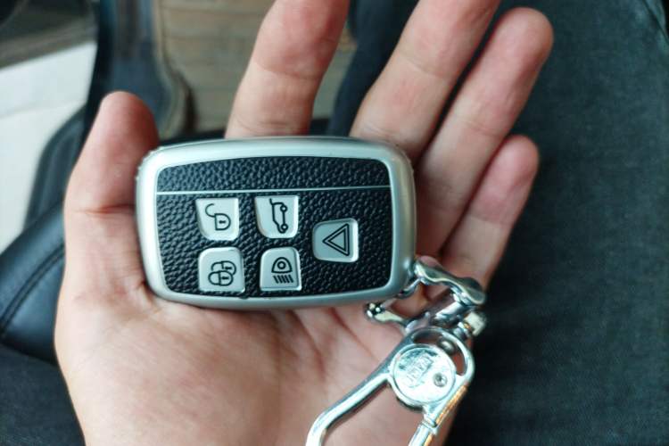 Used Land Rover Discovery 2013 3.0 SDV6 HSE Diesel Edition Vehicle Key