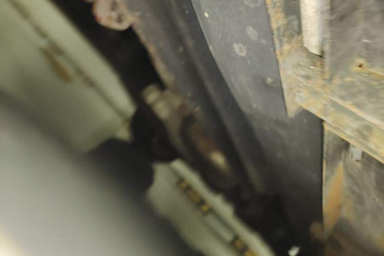 Used Land Rover Discovery  Chassis Front Left