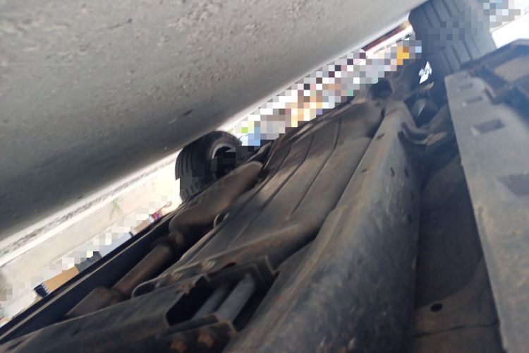 Used Land Rover Discovery 2013 3.0 SDV6 HSE Diesel Edition Chassis Front Right