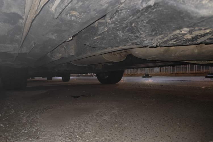 Used Land Rover Discovery 2013 5.0 V8 HSE Chassis Rear Left