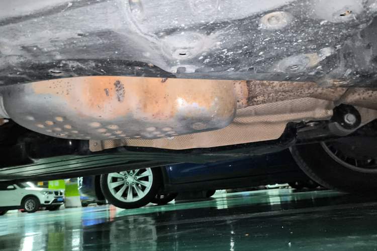 Used Land Rover Discovery 2013 3.0 SDV6 HSE Diesel Edition Chassis Rear Left