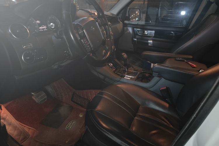 Used Land Rover Discovery 2013 5.0 V8 HSE Driver Seat