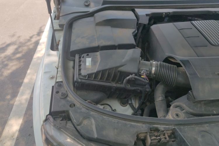 Used Land Rover Discovery  Engine Bay Right