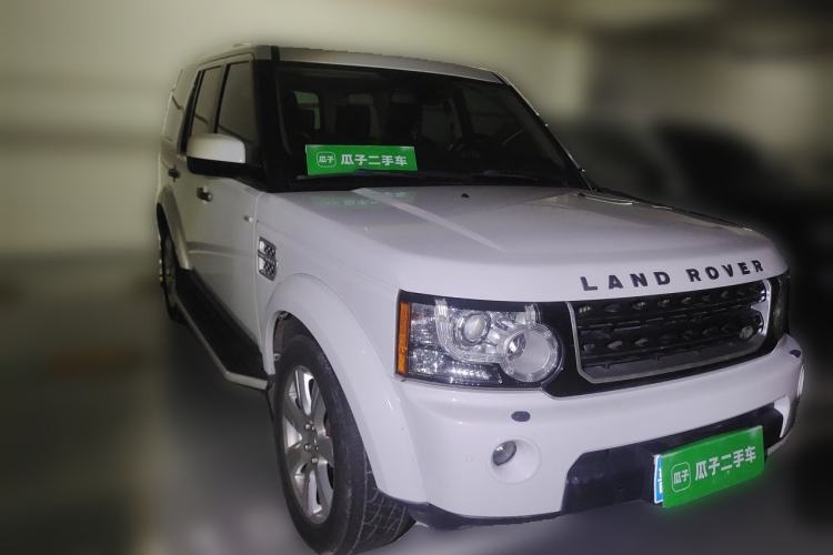 Used Land Rover Discovery  Front Right 45 Deg
