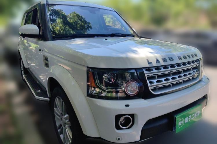 Used Land Rover Discovery 2013 4th Generation 3.0 SDV6 Luxury Black Limited Edition Front Right 45 Deg