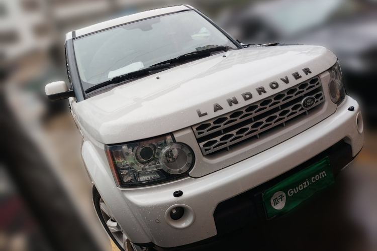 Used Land Rover Discovery 2013 3.0 SDV6 HSE Diesel Edition Front Right 45 Deg
