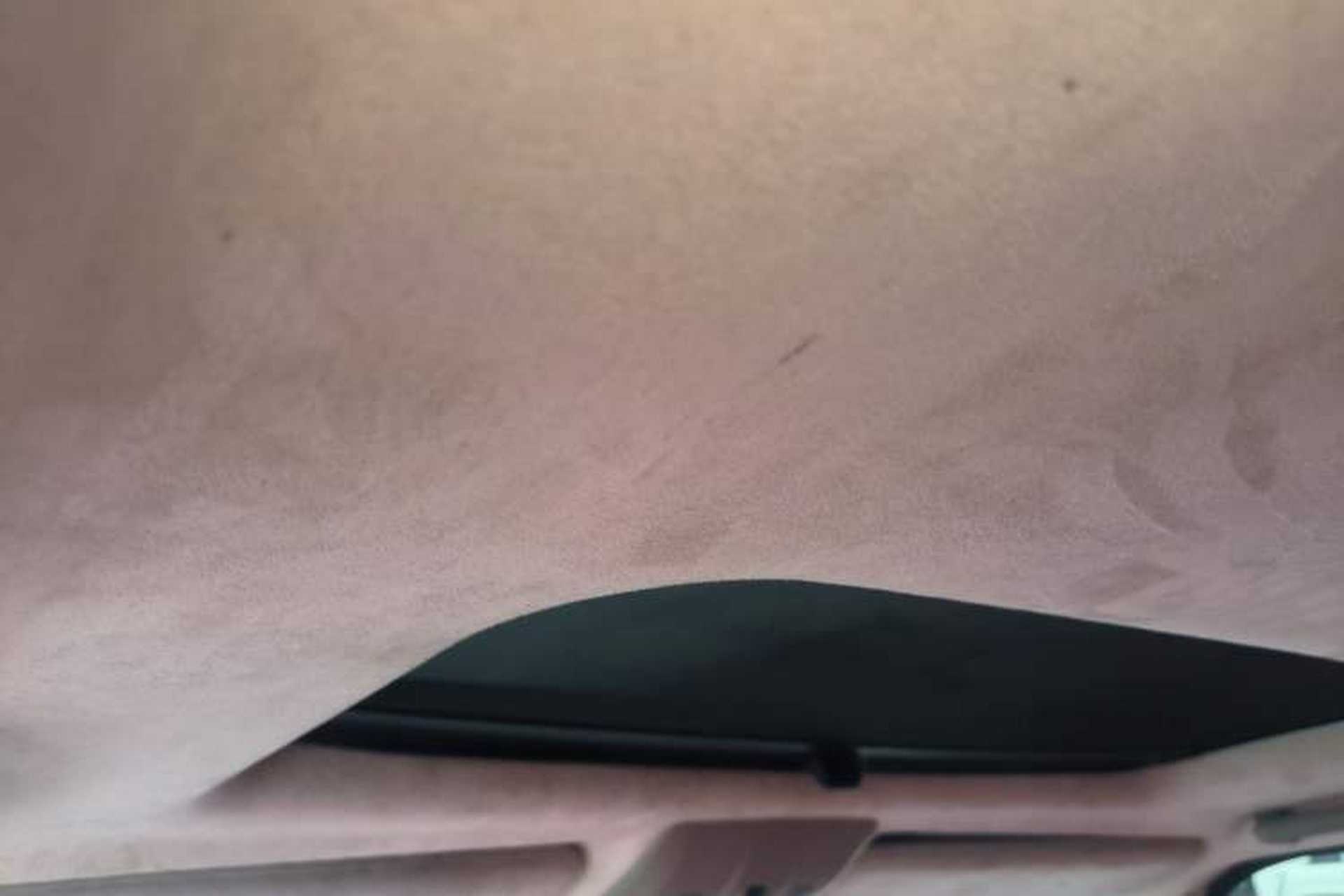Used Land Rover Discovery  Headliner