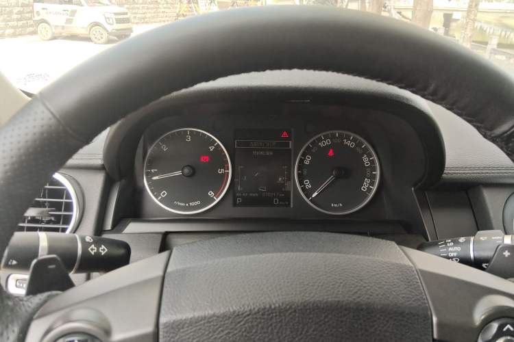 Used Land Rover Discovery 2013 3.0 SDV6 HSE Diesel Edition Instrument Cluster