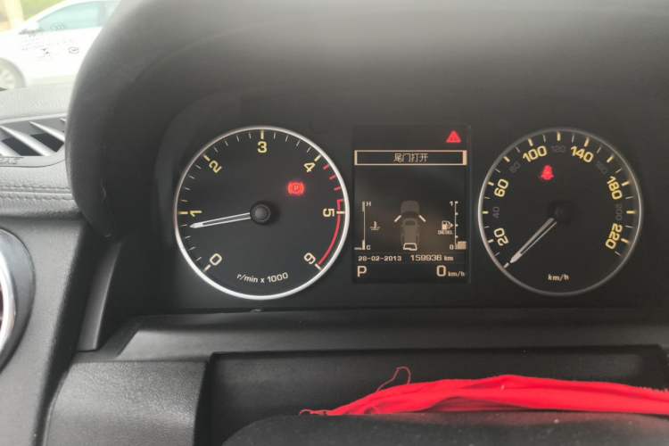 Used Land Rover Discovery 2013 3.0 SDV6 HSE Diesel Edition Instrument Cluster