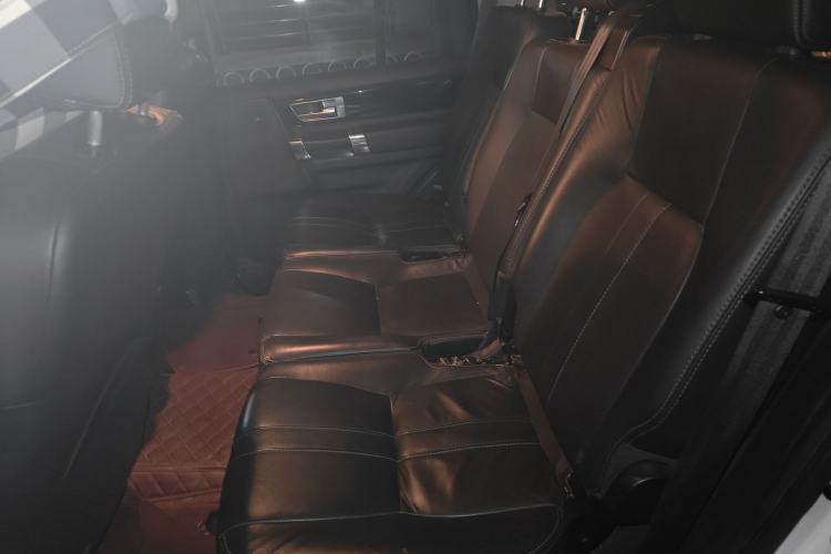 Used Land Rover Discovery 2013 5.0 V8 HSE Left Rear Seat