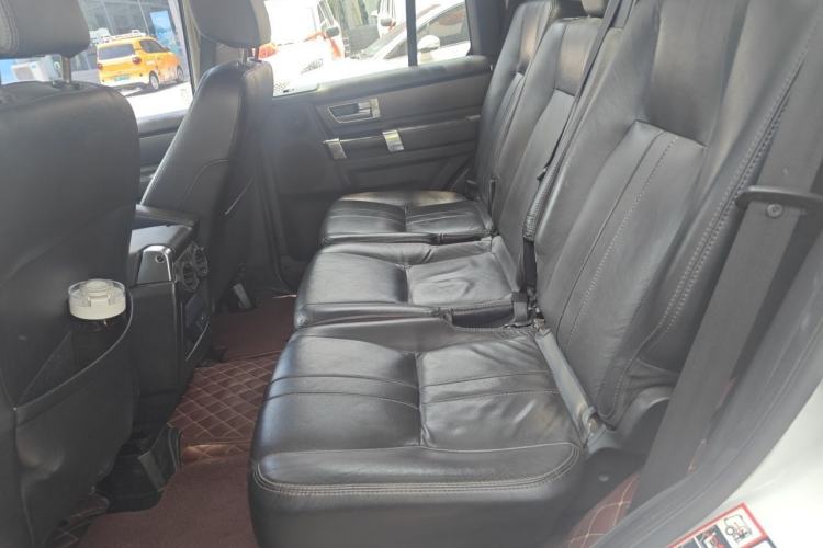Used Land Rover Discovery 2013 3.0 SDV6 HSE Diesel Edition Left Rear Seat