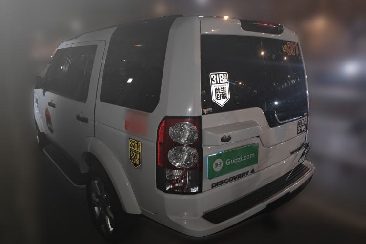 Used Land Rover Discovery 2013 5.0 V8 HSE Rear Left 45 Deg