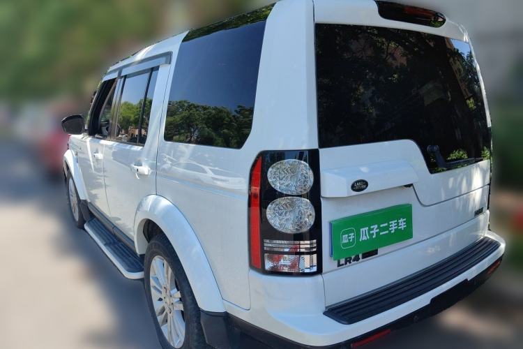 Used Land Rover Discovery 2013 4th Generation 3.0 SDV6 Luxury Black Limited Edition Rear Left 45 Deg