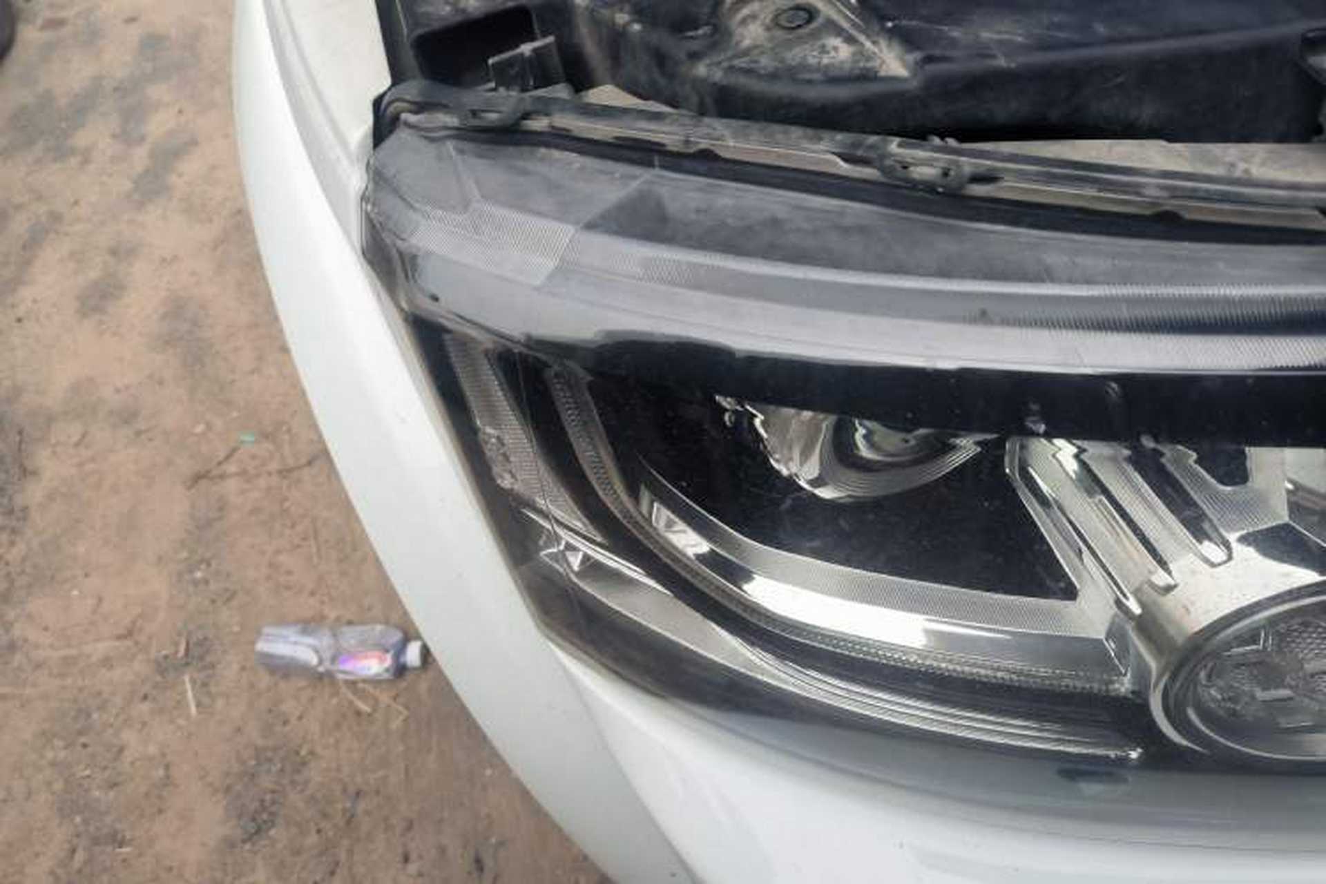 Used Land Rover Discovery  Right Front Headlight