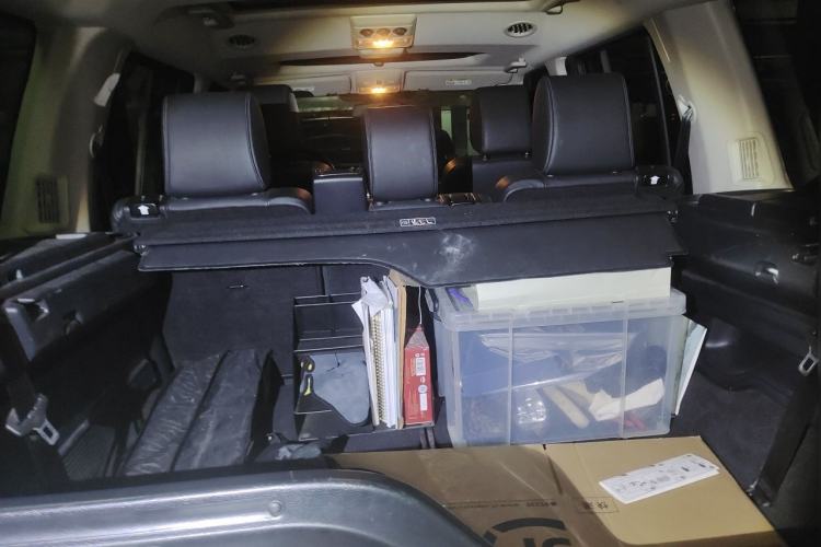 Used Land Rover Discovery  Trunk