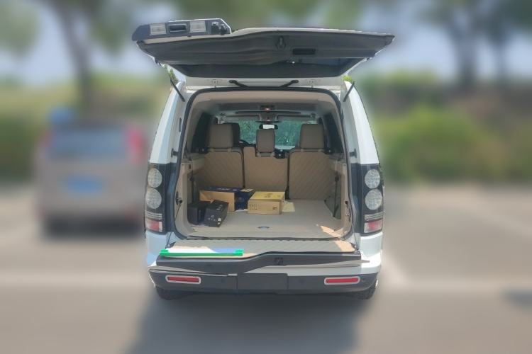 Used Land Rover Discovery  Trunk
