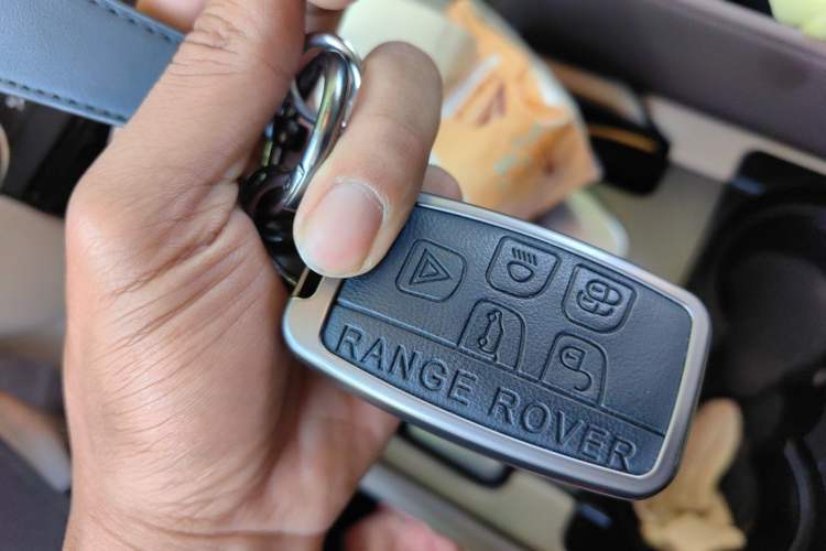 Used Land Rover Discovery 2013 4th Generation 3.0 SDV6 Luxury Black Limited Edition Vehicle Key