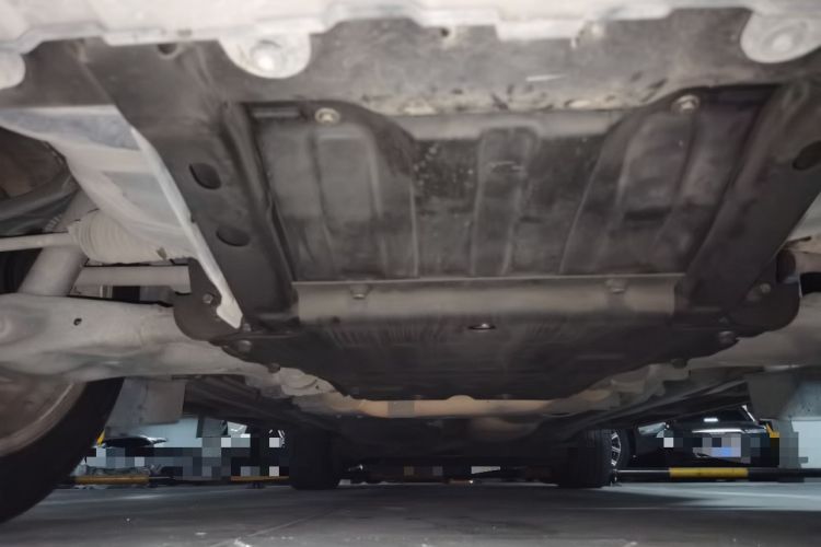 Used Land Rover Discovery 2014 3.0 SC V6 HSE Chassis Front