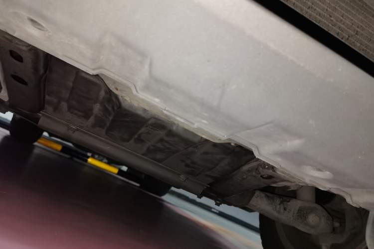 Used Land Rover Discovery 2014 3.0 SC V6 SE Chassis Front