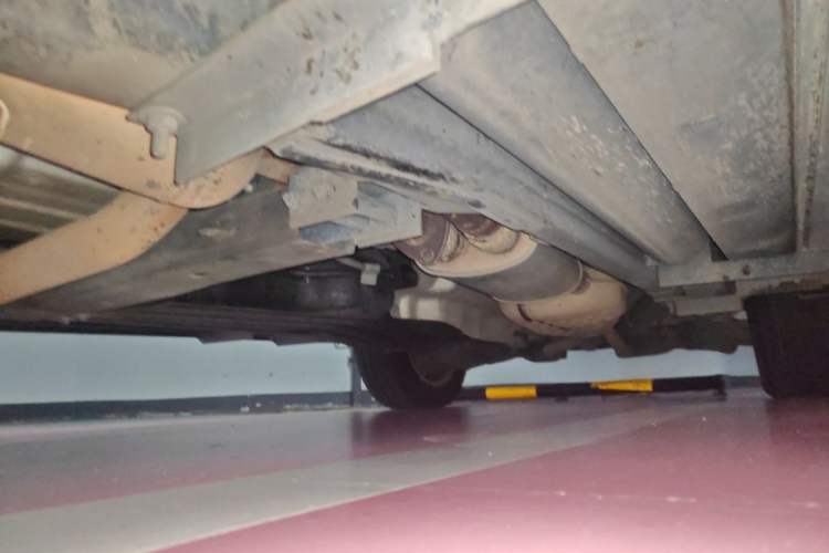 Used Land Rover Discovery 2014 3.0 SC V6 SE Chassis Front Left