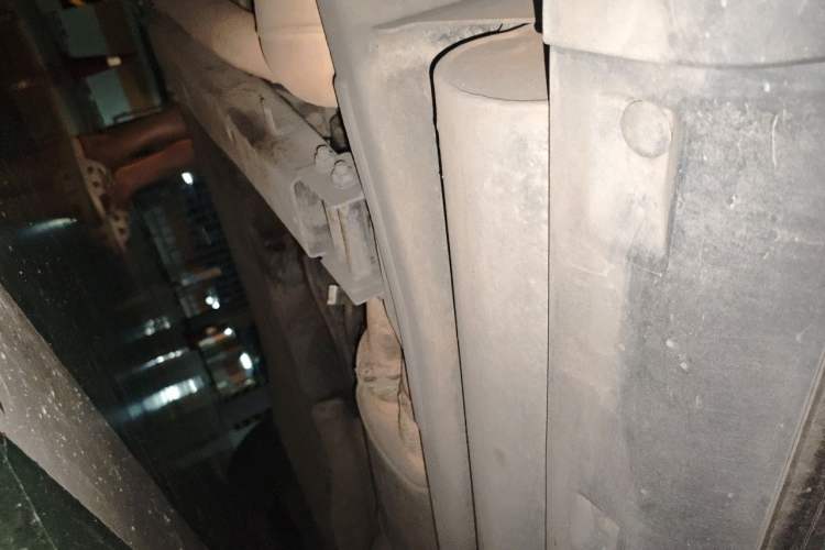 Used Land Rover Discovery  Chassis Front Left