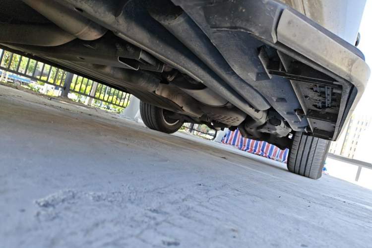 Used Land Rover Discovery  Chassis Front Left