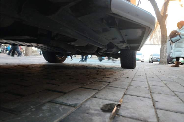 Used Land Rover Discovery 2014 3.0 SC V6 HSE Chassis Front Left