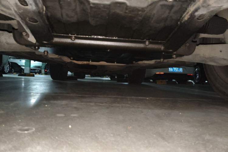 Used Land Rover Discovery 2014 3.0 SC V6 SE Chassis Front
