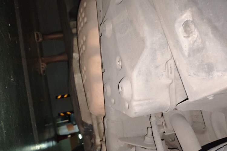 Used Land Rover Discovery  Chassis Rear Left