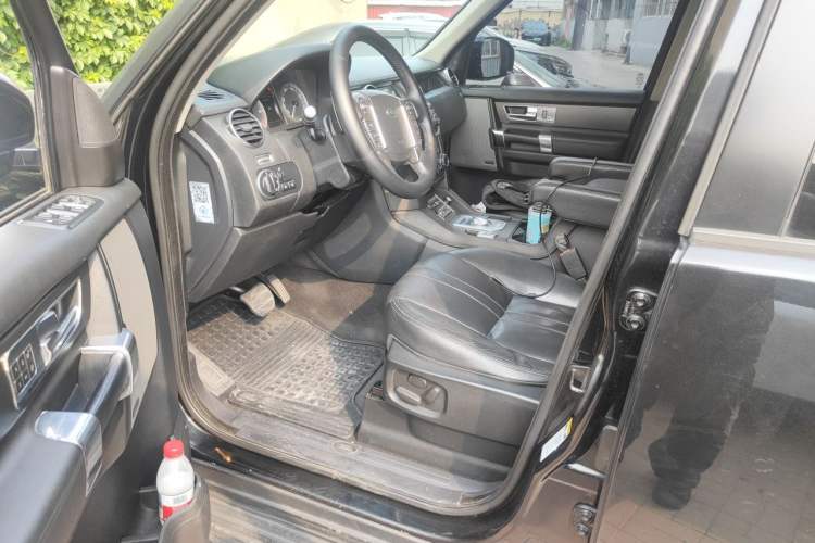 Used Land Rover Discovery 2014 3.0 SDV6 HSE Diesel Edition Driver Seat