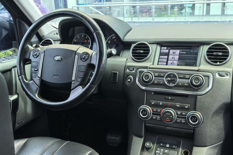 Used Land Rover Discovery 2014 3.0 SC V6 HSE Exterior 5