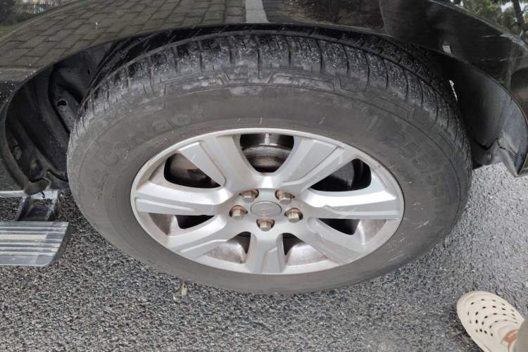 Used Land Rover Discovery 2014 3.0 SC V6 SE Exterior 7