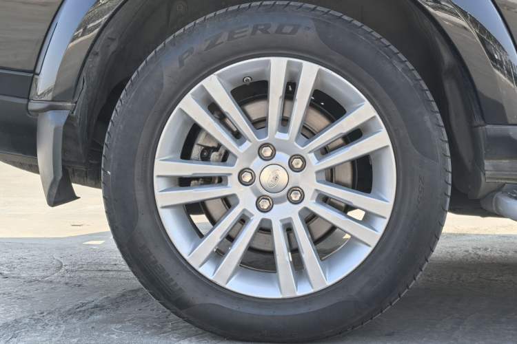 Used Land Rover Discovery 2014 3.0 SC V6 HSE Exterior 7