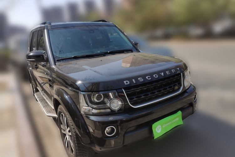 Used Land Rover Discovery 2014 3.0 SC V6 HSE Luxury Front Right 45 Deg
