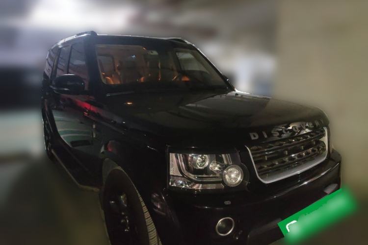 Used Land Rover Discovery 2014 3.0 SDV6 HSE Diesel Edition Front Right 45 Deg