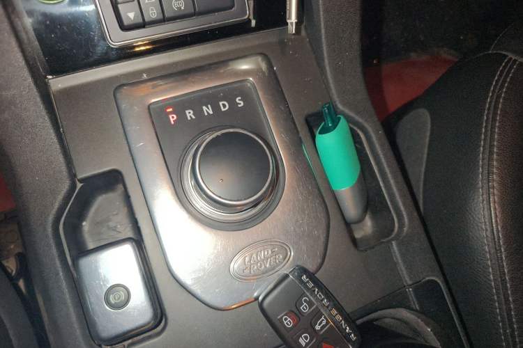 Used Land Rover Discovery  Gear Lever