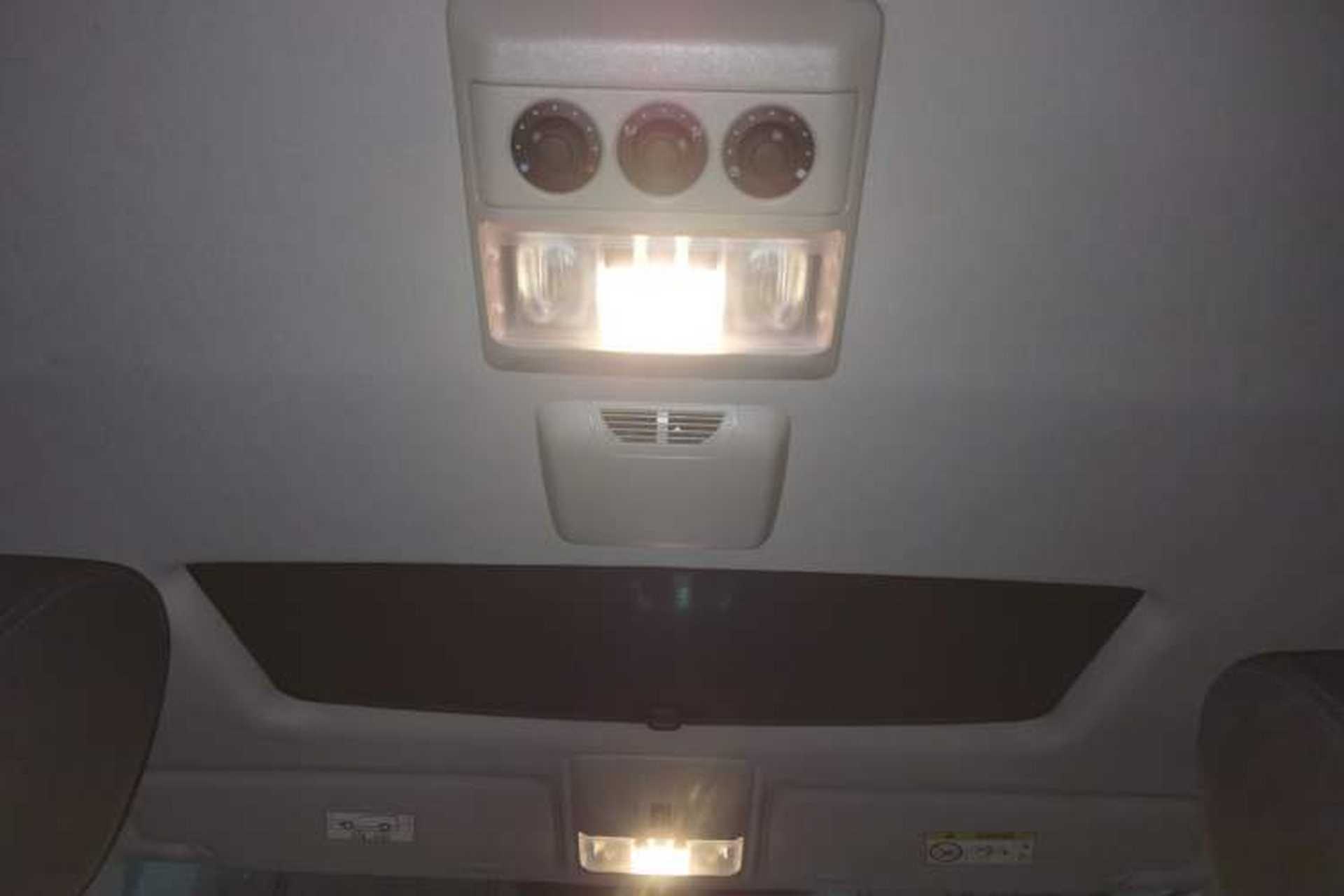 Used Land Rover Discovery 2014 3.0 SC V6 HSE Headliner