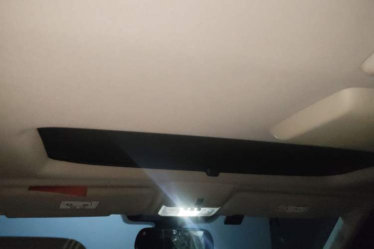 Used Land Rover Discovery 2014 3.0 SC V6 HSE Luxury Headliner