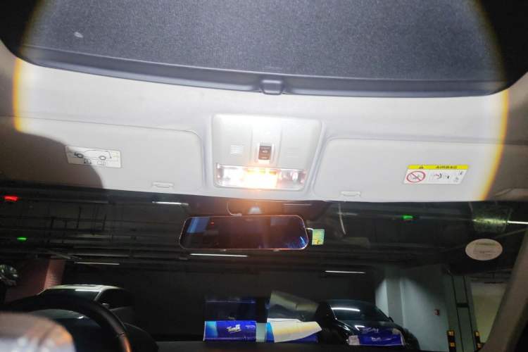 Used Land Rover Discovery 2014 3.0 SC V6 SE Headliner