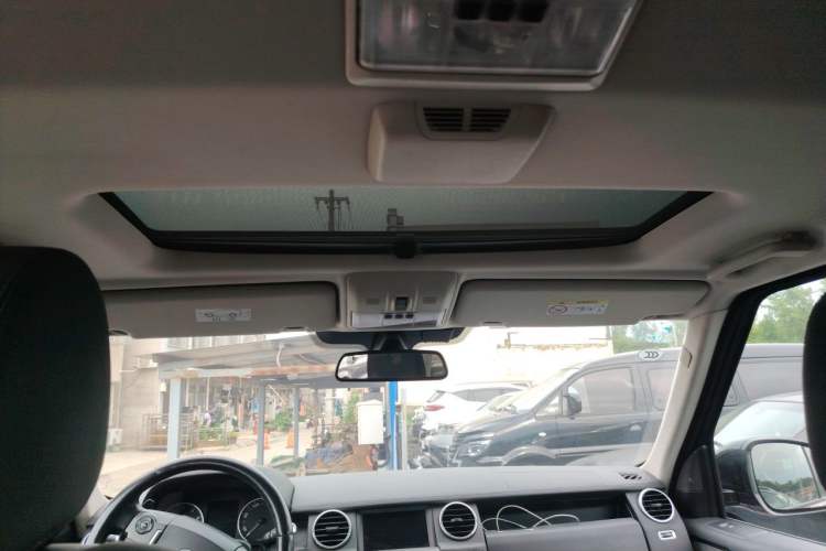Used Land Rover Discovery 2014 3.0 SC V6 SE Headliner