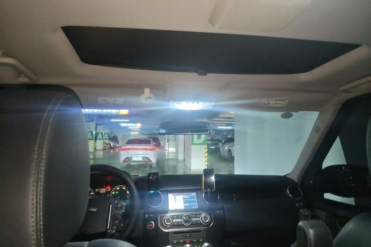 Used Land Rover Discovery 2014 3.0 SC V6 HSE Luxury Headliner