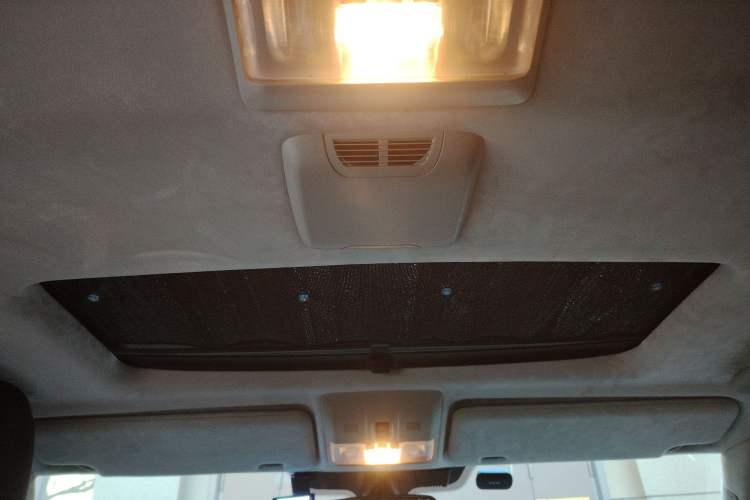 Used Land Rover Discovery 2014 3.0 SC V6 HSE Headliner