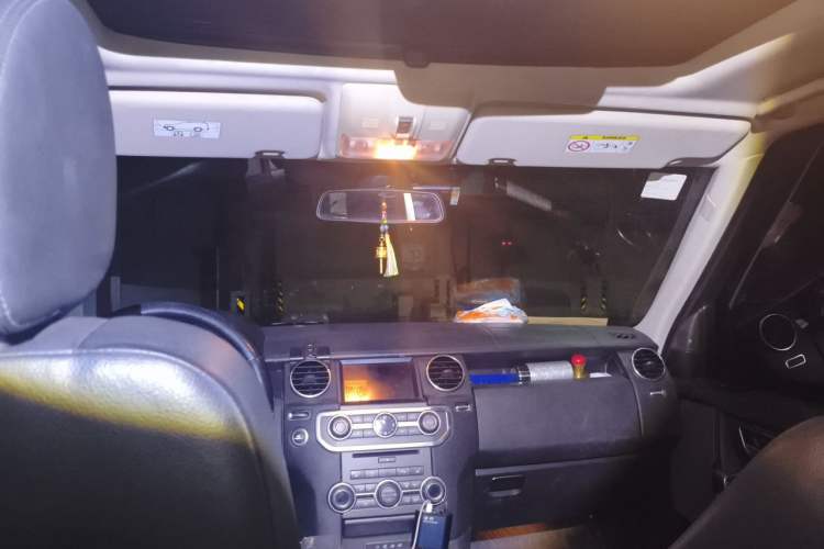Used Land Rover Discovery 2014 3.0 SC V6 SE Headliner